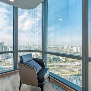 Landmark 81 - Royal Apartment